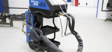 Мощная профессиональная сварочная машина BLUEWELD DIGITAL PLUS 9000 R.A.
